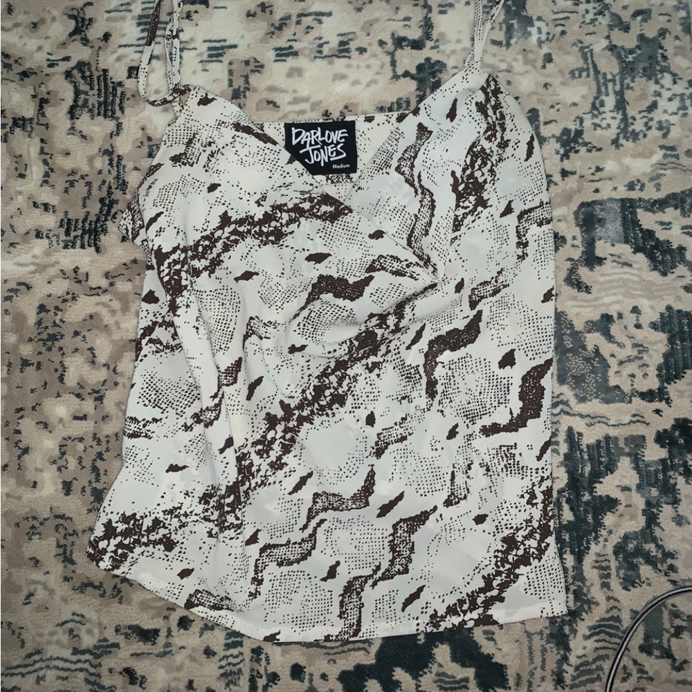 womens cowneck tank